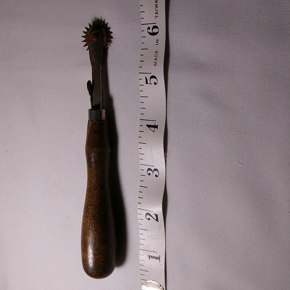 Vintage Pattern Tracing Wheel Office Vintage Pattern Tracing Wheel